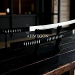 Ahmegon.com: Kılıç, Katana ve Miğfer İçin Doğru Seçim–Doğru Sergileme Rehberi